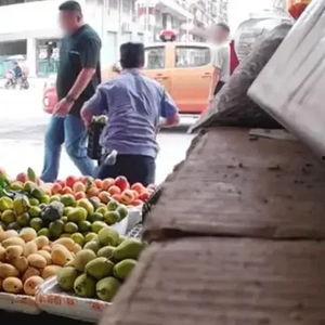 小伙爆料水果店视频,小伙爆料视频揭露行业黑幕 第2张 小伙爆料水果店视频,小伙爆料视频揭露行业黑幕 第2张